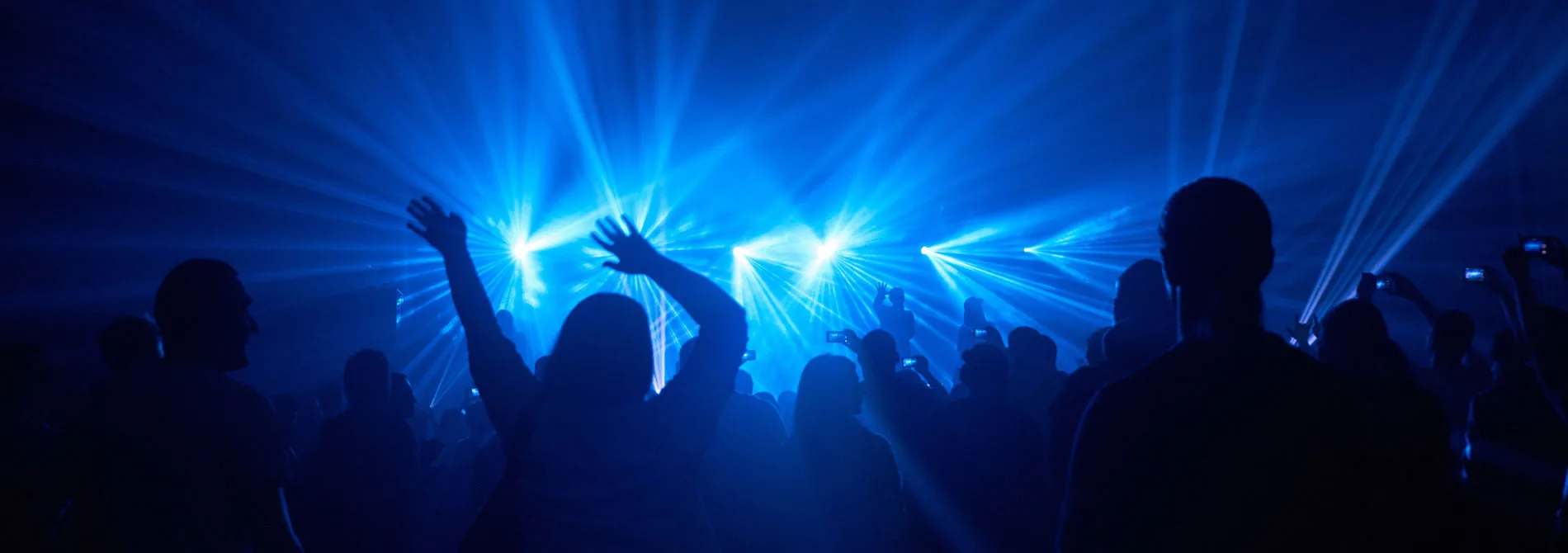 dangers-of-mdma group of people at a rave